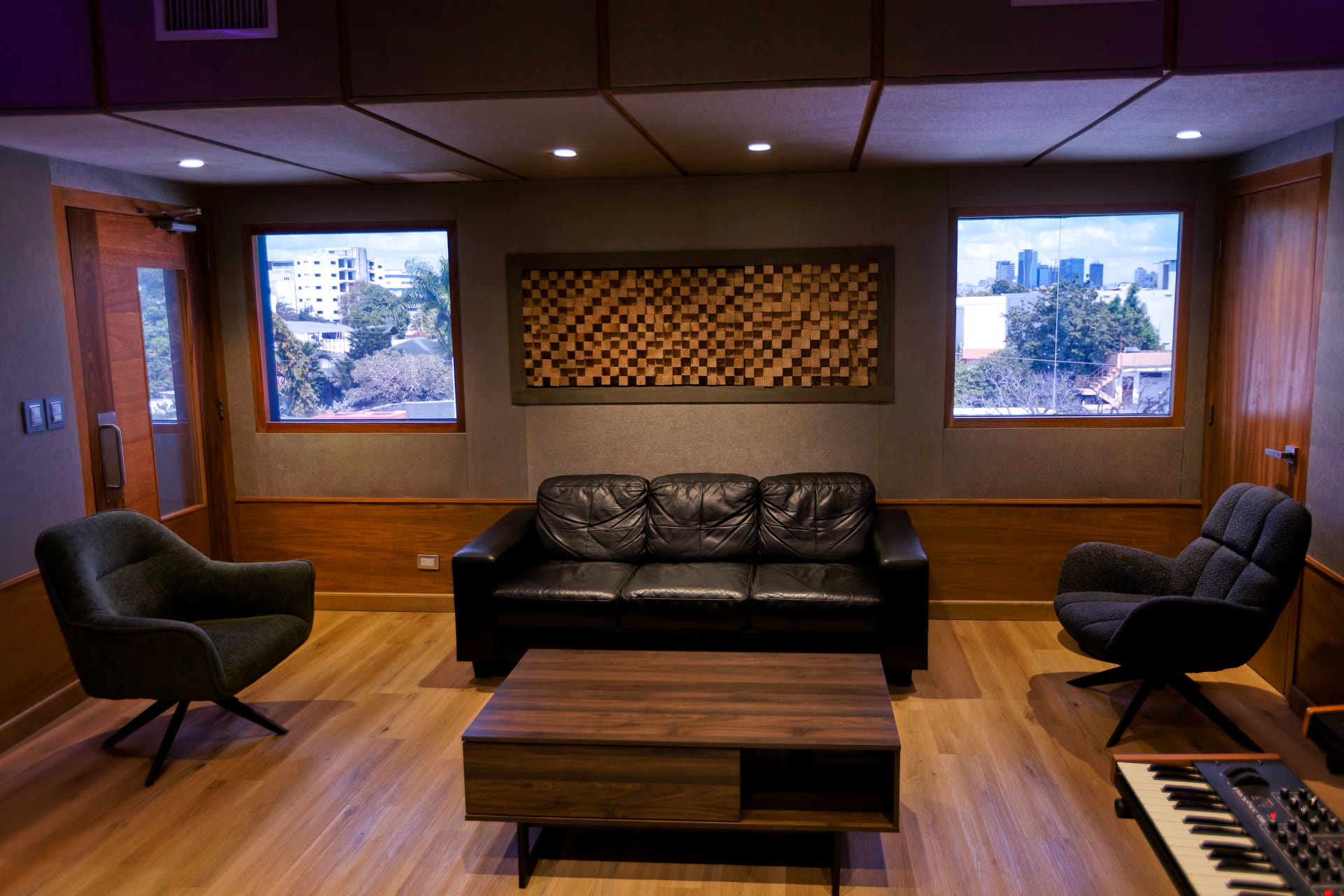 Estudio Adelobo