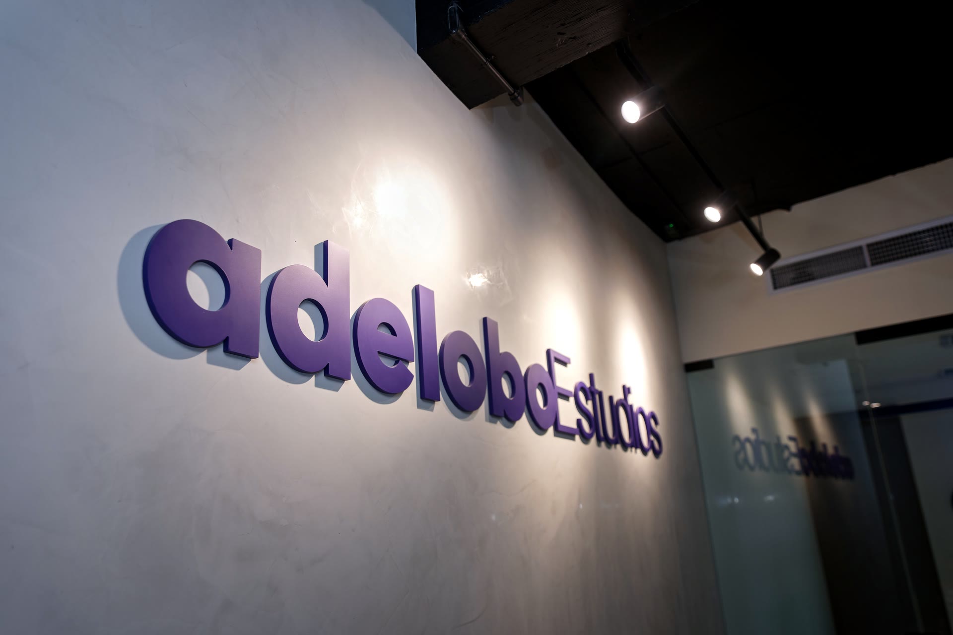 Estudio Adelobo